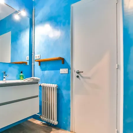 In Cuba Apartment *