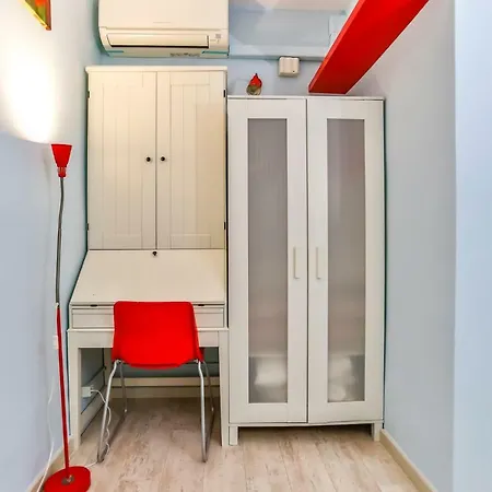In Cuba Apartment *
